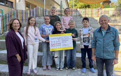 Grundschüler spenden an Kinderhilfe Holzland